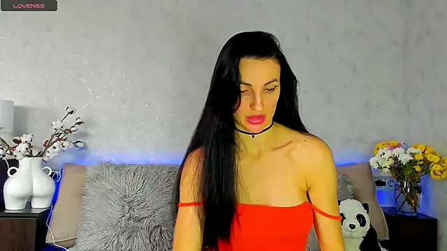 Tina Mart online show from 10-29-25, 11:34