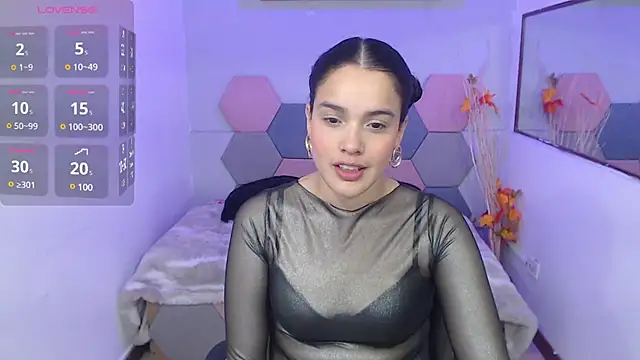 Lana Pearce online show from 03-04-25, 12:44