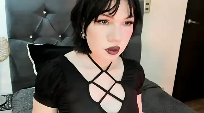 Snapshot of Gothel_4 chatting on 02-24-25, 08:25 Gothel 4 online show from 02-24-25, 08:25