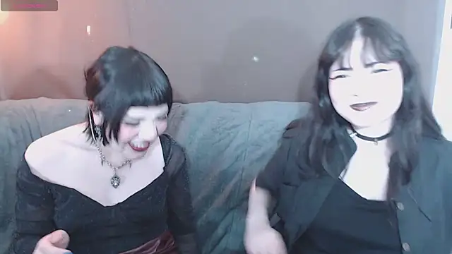 Snapshot of Gothel_4 chatting on 09-25-25, 07:39 Gothel 4 online show from 09-25-25, 07:39