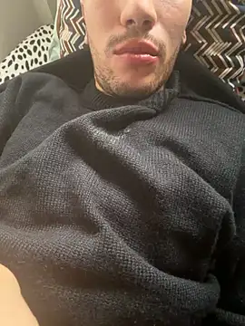 yaxxx03 online show from 11-30-25, 01:04