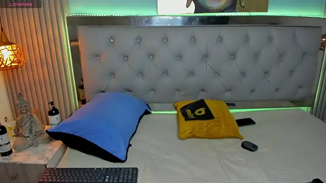 Estiv18  online show from 11-11-25, 06:02