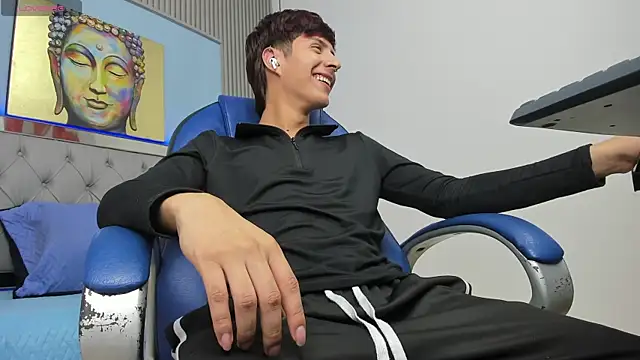 Estiv18  online show from 01-10-26, 02:46