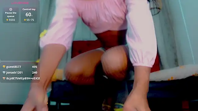 Snapshot of katha_Crawford chatting on 01-08-26, 07:16 katha Crawford online show from 01-08-26, 07:16