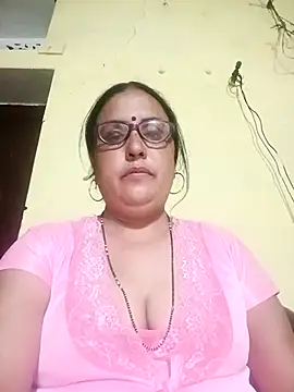 Snapshot of Kiyara8 chatting on 03-01-25, 04:11 Kiyara8 online show from 03-01-25, 04:11