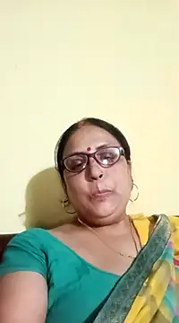 Snapshot of Kiyara8 chatting on 03-19-25, 04:55 Kiyara8 online show from 03-19-25, 04:55