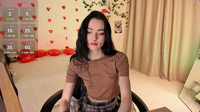 Bella  Faith online show from 02-17-25, 05:14
