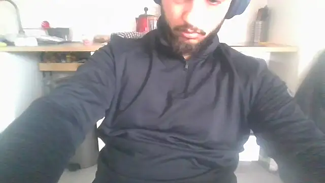 Snapshot of nxnd3525 chatting on 11-18-25, 11:25 nxnd3525 online show from 11-18-25, 11:25