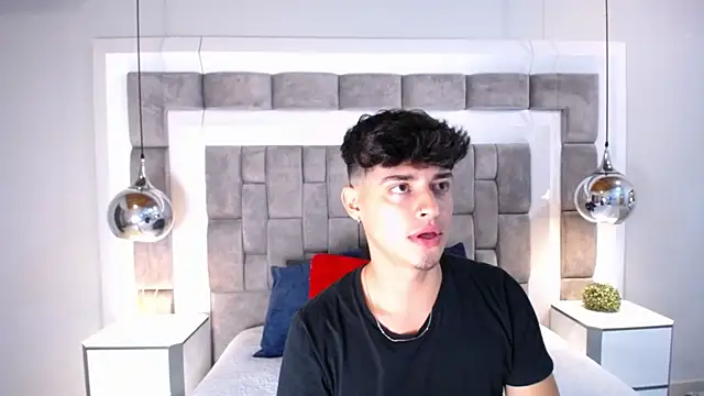 DrakeCollinss online show from 02-13-25, 07:42