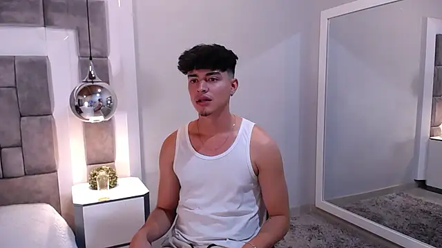 DrakeCollinss online show from 02-14-25, 01:45