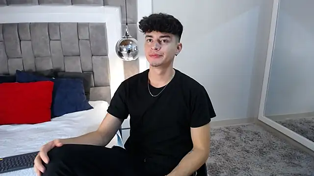 DrakeCollinss online show from 02-18-25, 07:41