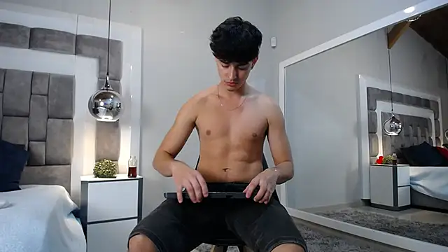 DrakeCollinss online show from 02-20-25, 11:10