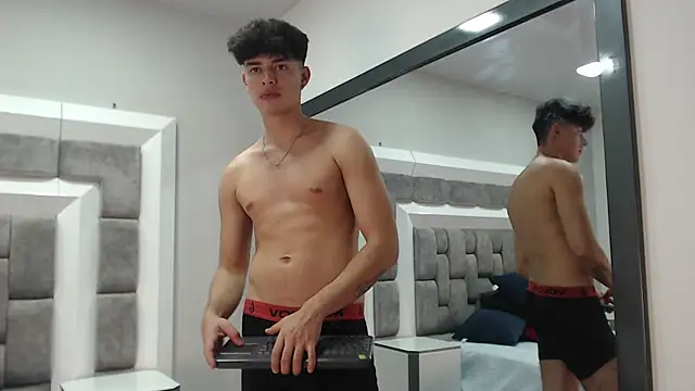 DrakeCollinss online show from 03-06-25, 10:58