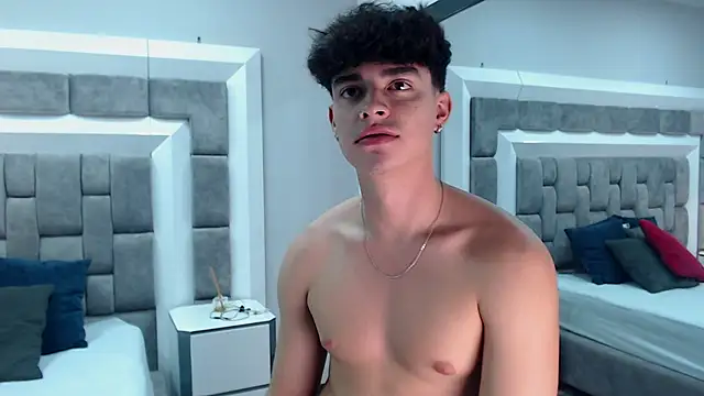 DrakeCollinss online show from 03-18-25, 07:31