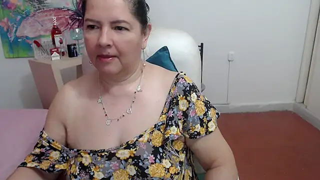leonela 69 online show from 10-15-25, 04:45