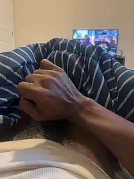 Snapshot of bigdbandit954 chatting on 09-21-25, 12:07 bigdbandit954 online show from 09-21-25, 12:07