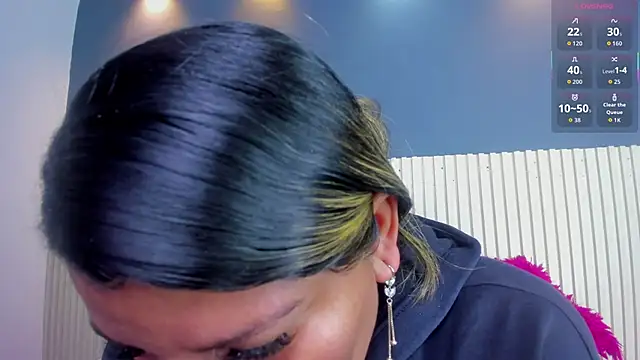 Aida-nicolle online show from 10-23-25, 11:09