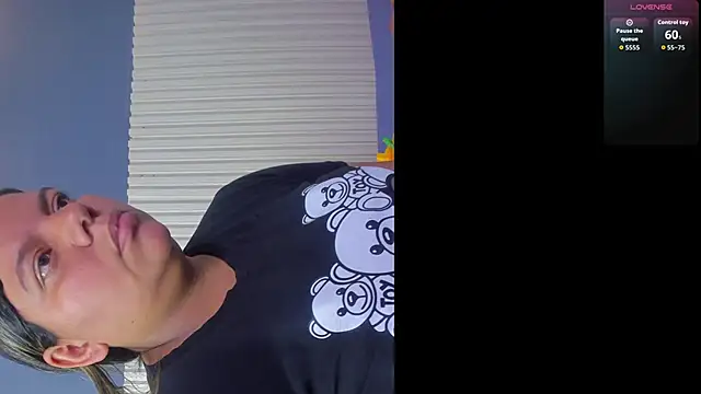 Aida-nicolle online show from 11-14-25, 11:42