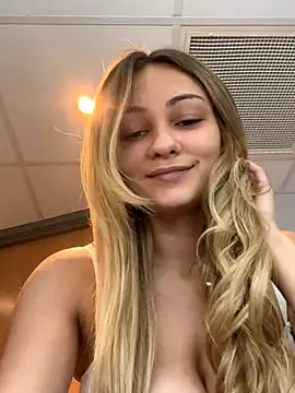 skyemorgan01 online show from 11-13-25, 12:15