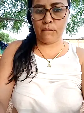 promiscuous-indecent-momm online show from 03-05-25, 09:37