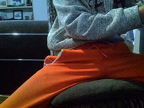 createur34 online show from 10-05-25, 05:11