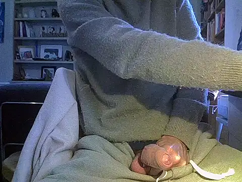 createur34 online show from 02-25-26, 08:24