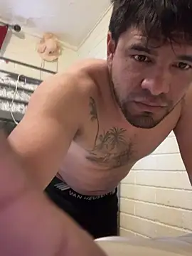 Snapshot of guajiro276565 chatting on 03-19-25, 06:55 guajiro276565 online show from 03-19-25, 06:55