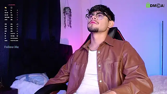 isaac-saenz online show from 10-12-25, 11:15