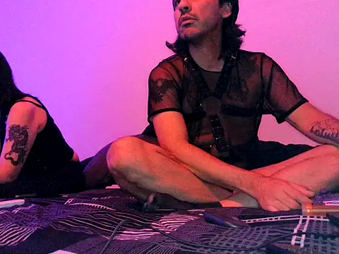 Iscariot19 online show from 10-31-25, 07:09