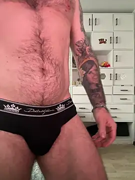 Snapshot of AlexFuck_79 chatting on 03-01-25, 12:01 AlexFuck 79 online show from 03-01-25, 12:01