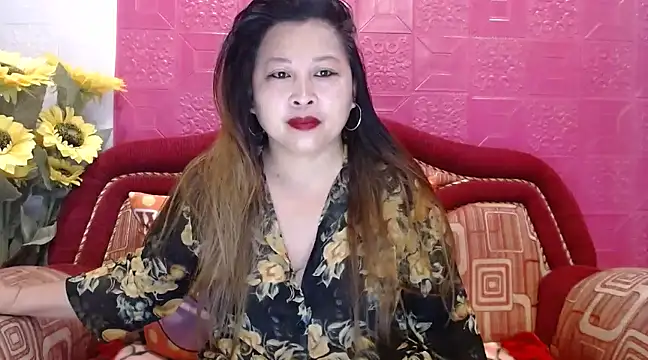 Snapshot of UrSweetClassyPinay chatting on 02-20-25, 06:24 UrSweetClassyPinay online show from 02-20-25, 06:24