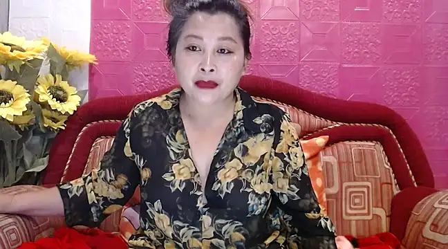 Snapshot of UrSweetClassyPinay chatting on 02-26-25, 03:08 UrSweetClassyPinay online show from 02-26-25, 03:08