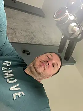 Snapshot of DorianJeday chatting on 03-12-26, 08:20 DorianJeday online show from 03-12-26, 08:20