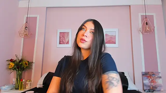 Annie rhoades online show from 09-11-25, 01:00