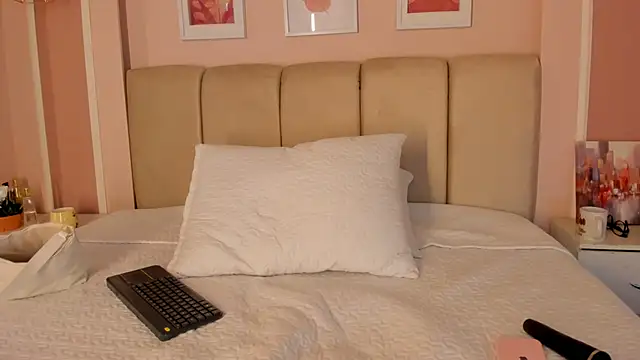 Annie rhoades online show from 04-09-26, 12:54