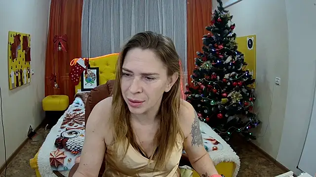 Snapshot of TessaDaybreak chatting on 11-27-25, 07:43 TessaDaybreak online show from 11-27-25, 07:43