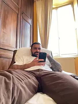 morfeoX online show from 10-16-25, 11:44