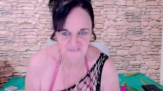 Snapshot of LuciousGrace chatting on 11-03-25, 05:36 LuciousGrace online show from 11-03-25, 05:36