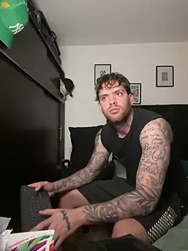 Snapshot of arnold_bekam chatting on 02-20-25, 11:20 arnold bekam online show from 02-20-25, 11:20