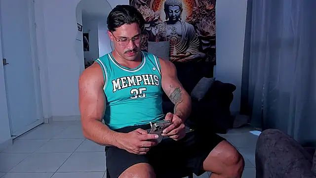 Snapshot of Valentino_Dosantos_ chatting on 10-23-25, 08:07 Valentino Dosantos online show from 10-23-25, 08:07