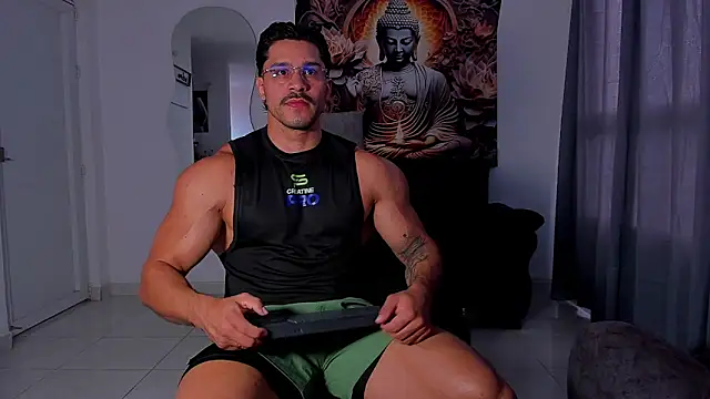 Snapshot of Valentino_Dosantos_ chatting on 11-15-25, 02:24 Valentino Dosantos online show from 11-15-25, 02:24