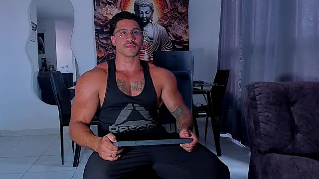 Valentino Dosantos  online show from 12-01-25, 08:36