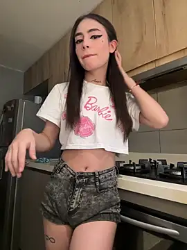 candycami19 online show from 03-04-25, 10:16