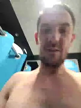 Snapshot of larcoeur chatting on 02-17-25, 04:26 larcoeur online show from 02-17-25, 04:26