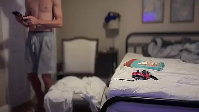 Snapshot of greekmythics chatting on 10-12-25, 12:26 greekmythics online show from 10-12-25, 12:26