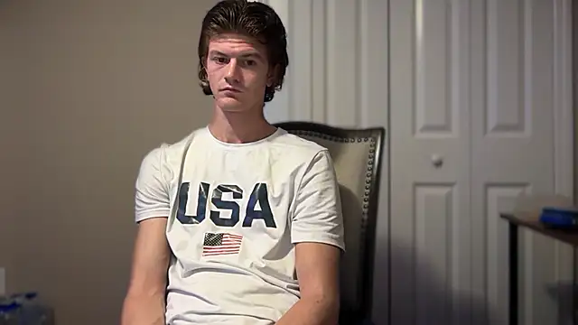 Snapshot of greekmythics chatting on 10-16-25, 07:15 greekmythics online show from 10-16-25, 07:15