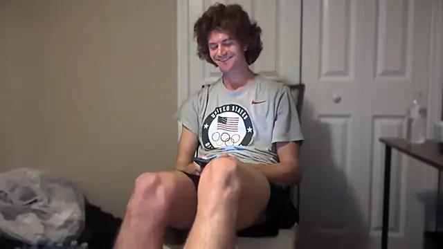 Snapshot of greekmythics chatting on 10-27-25, 04:55 greekmythics online show from 10-27-25, 04:55