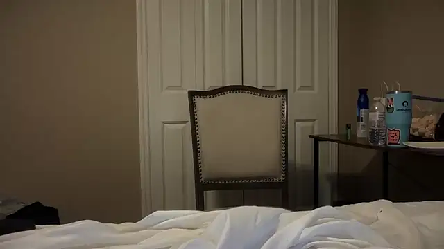 Snapshot of greekmythics chatting on 10-28-25, 12:19 greekmythics online show from 10-28-25, 12:19