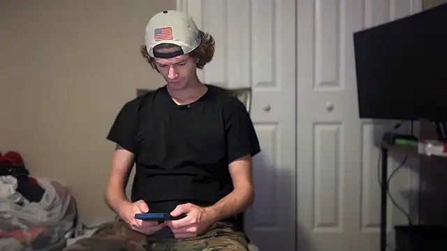 Snapshot of greekmythics chatting on 11-04-25, 11:20 greekmythics online show from 11-04-25, 11:20