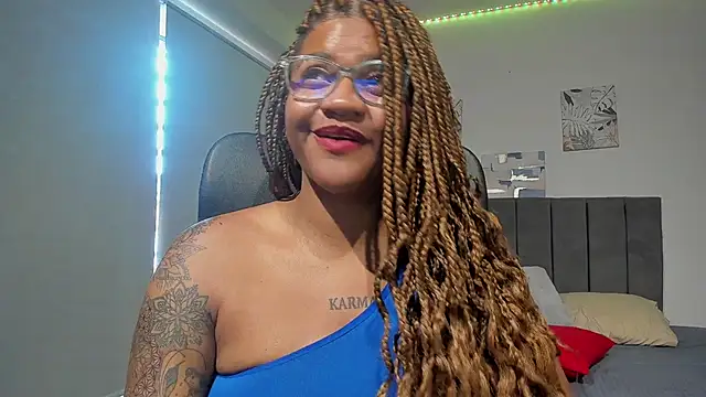 ZahraRose online show from 03-10-25, 06:45